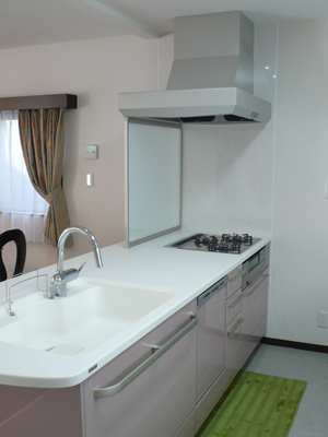 明るく開放的なキッチンへ 明るく開放的なキッチンへ